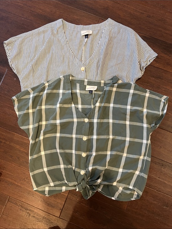 Universal Thread Tops - Universal Thread Front Tie Tops